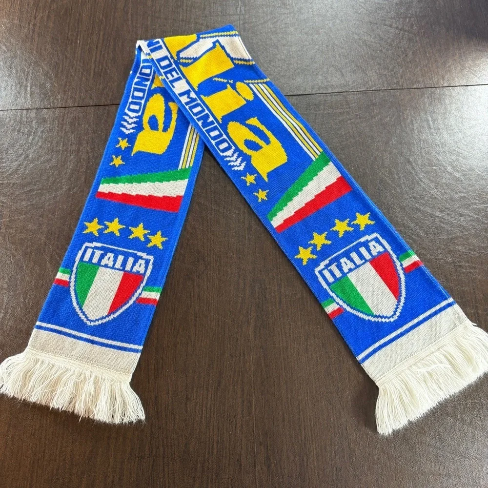 Italy Italia Campioni Del Mondo Blue and Yellow Knit Soccer Scarf - Picture 1 of 5